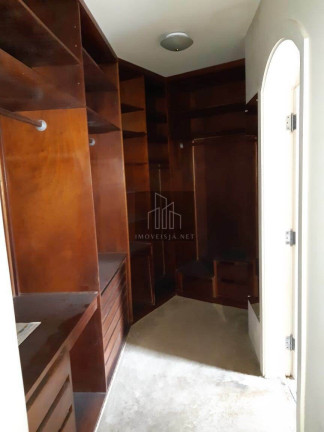 Imagem Casa com 3 Quartos à Venda, 330 m² em Alphaville Residencial Um - Barueri Imagem Casa com 3 Quartos à Venda, 330 m² em Alphaville Residencial Um - Barueri