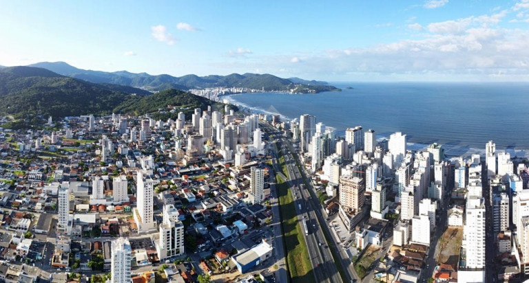 Imagem Apartamento com 2 Quartos à Venda, 63 m² em Centro - Itapema