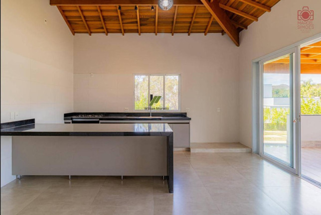 Imagem Casa de Condomínio com 4 Quartos à Venda, 280 m²