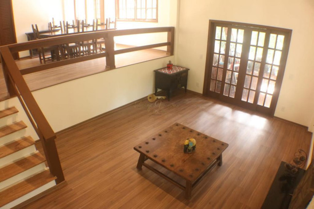 Imagem Casa com 3 Quartos à Venda, 270 m² em Quebra Frascos - Teresópolis Imagem Casa com 3 Quartos à Venda, 270 m² em Quebra Frascos - Teresópolis