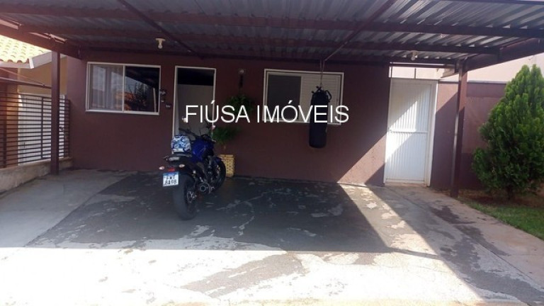 Casa com 2 Quartos à Venda,  em Brodoski - Brodowski