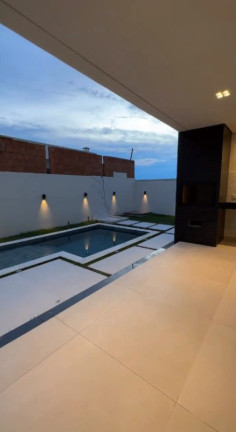 Imagem Casa com 4 Quartos à Venda, 285 m² em Ponta Negra - Manaus Imagem Casa com 4 Quartos à Venda, 285 m² em Ponta Negra - Manaus