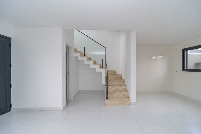 Imagem Casa com 3 Quartos à Venda, 180 m² em Portão - Curitiba Imagem Casa com 3 Quartos à Venda, 180 m² em Portão - Curitiba