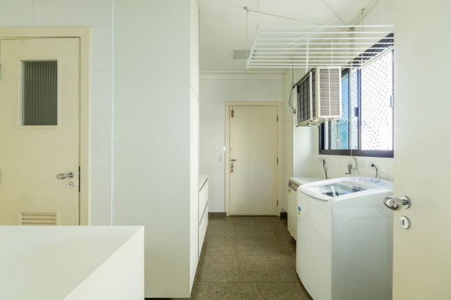 Imagem Apartamento com 3 Quartos à Venda, 200 m² em Campo Belo - São Paulo