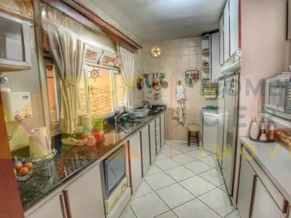 Imagem Casa com 4 Quartos para Alugar, 200 m² em água Verde - Blumenau Imagem Casa com 4 Quartos para Alugar, 200 m² em água Verde - Blumenau