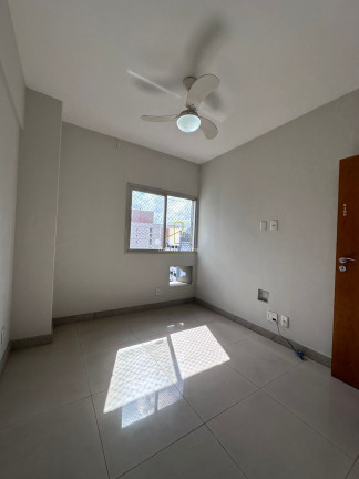 Imagem Imóvel com 3 Quartos à Venda, 100 m² em Santa Lúcia - Vitória