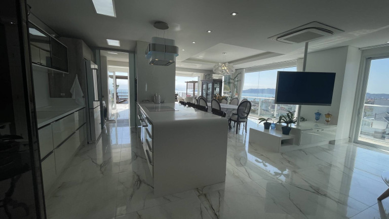 Imagem Apartamento com 4 Quartos à Venda, 280 m² em Canasvieiras - Florianópolis