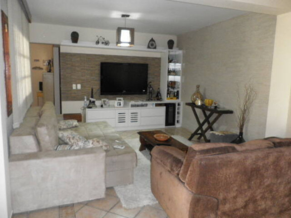 Imagem Casa com 4 Quartos à Venda, 256 m² em Santinho - Florianópolis Imagem Casa com 4 Quartos à Venda, 256 m² em Santinho - Florianópolis