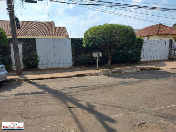 Imagem Casa com 3 Quartos à Venda, 243 m² em Vila Vilas Boas - Campo Grande Imagem Casa com 3 Quartos à Venda, 243 m² em Vila Vilas Boas - Campo Grande
