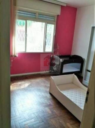 Imagem Casa com 5 Quartos à Venda, 280 m² em Petrópolis - Porto Alegre Imagem Casa com 5 Quartos à Venda, 280 m² em Petrópolis - Porto Alegre