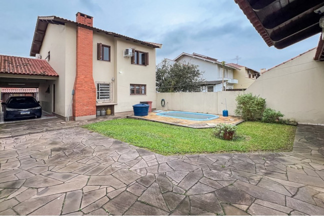 Imagem Casa com 3 Quartos à Venda, 241 m² em São José - Canoas Imagem Casa com 3 Quartos à Venda, 241 m² em São José - Canoas