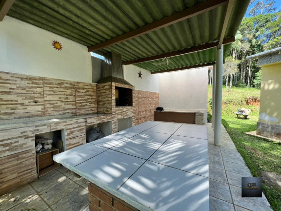Imagem Imóvel com 2 Quartos à Venda, 16.800 m² em Bairro Dos Padeiros - Juquitiba Imagem Imóvel com 2 Quartos à Venda, 16.800 m² em Bairro Dos Padeiros - Juquitiba