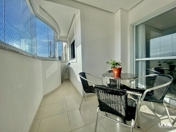 Imagem Apartamento com 3 Quartos à Venda, 130 m² em Barreiros - São José