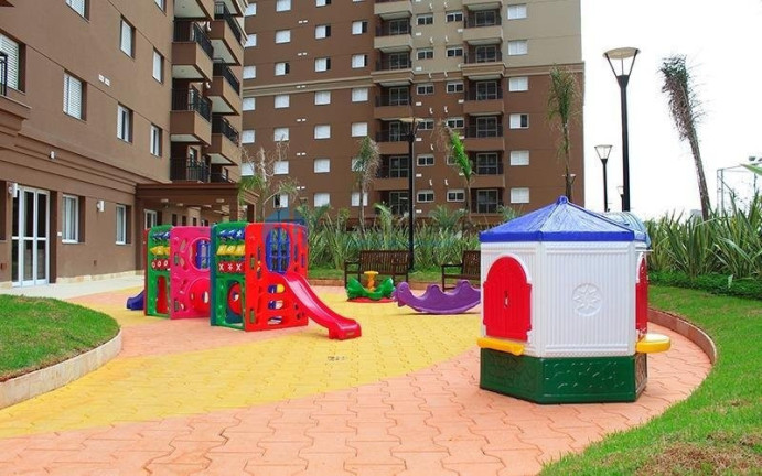 Imagem Apartamento com 3 Quartos à Venda, 74 m² em Jardim Tupanci - Barueri
