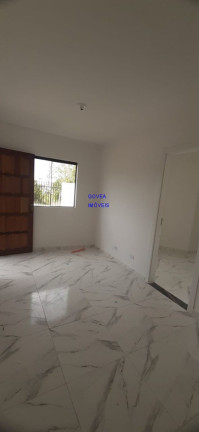 Imagem Casa com 2 Quartos à Venda, 42 m² em Tatuquara - Curitiba