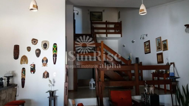 Imagem Casa com 3 Quartos à Venda, 293 m² em Vila Rosália - Guarulhos Imagem Casa com 3 Quartos à Venda, 293 m² em Vila Rosália - Guarulhos