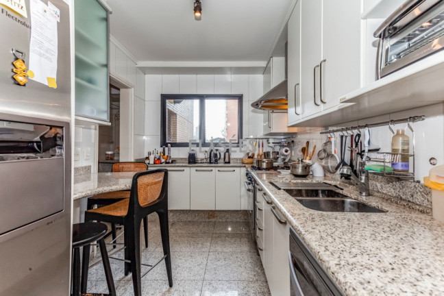 Imagem Apartamento com 3 Quartos à Venda, 145 m² em Vila Nova Conceição - São Paulo Imagem Apartamento com 3 Quartos à Venda, 145 m² em Vila Nova Conceição - São Paulo