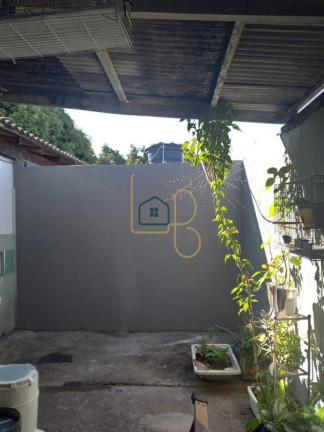 Imagem Casa com 2 Quartos à Venda, 185 m² em Conjunto Santa Rita 6 - Londrina Imagem Casa com 2 Quartos à Venda, 185 m² em Conjunto Santa Rita 6 - Londrina