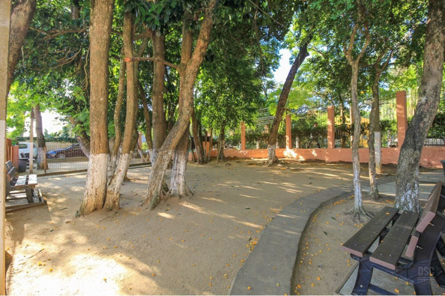 Imagem Casa com 1 Quarto à Venda, 70 m² em Guarujá - Porto Alegre Imagem Casa com 1 Quarto à Venda, 70 m² em Guarujá - Porto Alegre