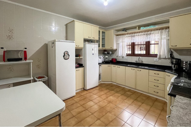 Imagem Casa com 3 Quartos à Venda, 241 m² em São José - Canoas Imagem Casa com 3 Quartos à Venda, 241 m² em São José - Canoas