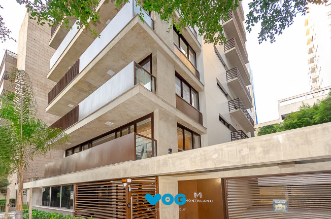 Imagem Imóvel com 3 Quartos à Venda, 184 m² em Rio Branco - Porto Alegre