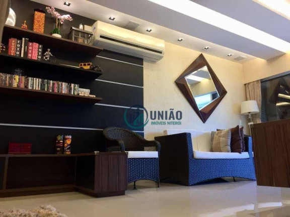 Imagem Apartamento com 4 Quartos à Venda, 156 m² em Charitas - Niterói