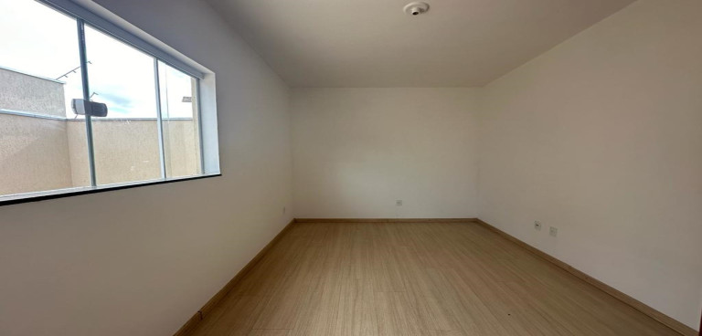Imagem Casa com 3 Quartos à Venda, em São Carlos - Pouso Alegre Imagem Casa com 3 Quartos à Venda, em São Carlos - Pouso Alegre