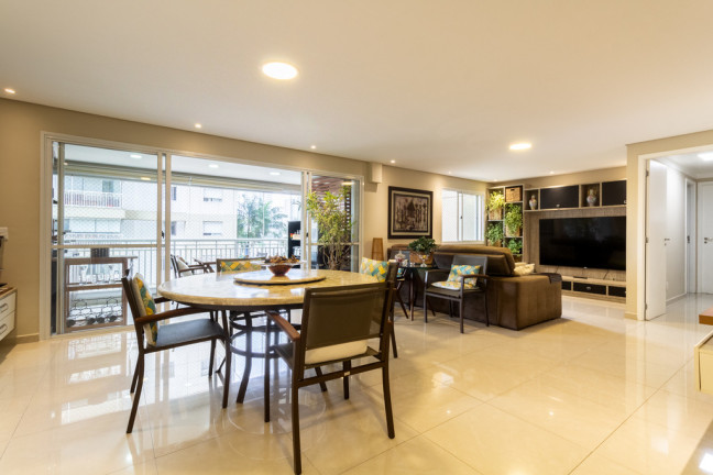 Apartamento com 3 Quartos à Venda, 132 m² em Barra Funda - São Paulo