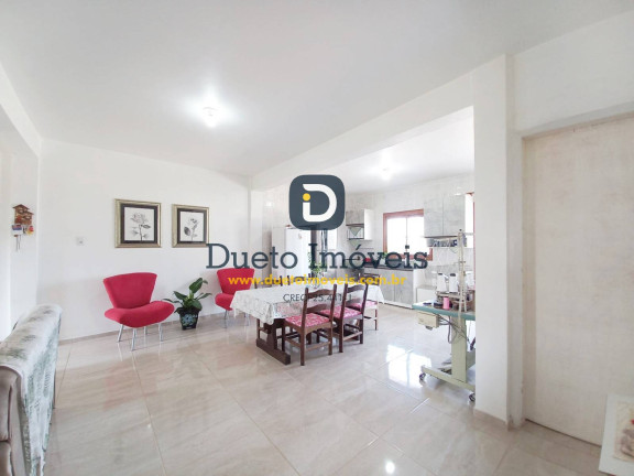 Imagem Casa com 2 Quartos à Venda, 212 m² em Pinheiro Machado - Santa Maria