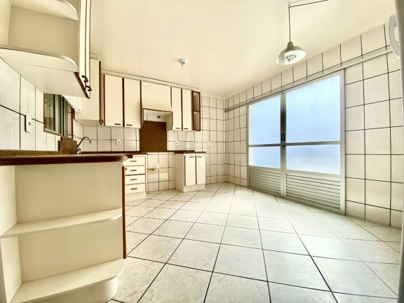 Imagem Casa com 3 Quartos à Venda, 350 m² em Bela Vista - São José