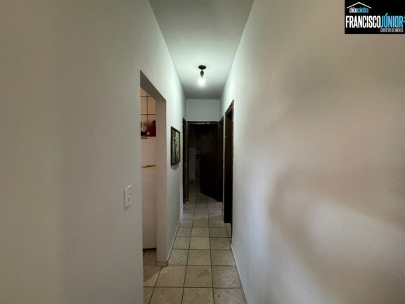 Imagem Casa com 3 Quartos à Venda, 282 m² em Setor Faiçalville - Goiânia Imagem Casa com 3 Quartos à Venda, 282 m² em Setor Faiçalville - Goiânia