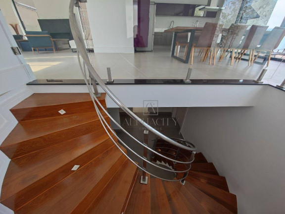 Imagem Casa com 4 Quartos à Venda ou Locação, 620 m² em Tamboré - Barueri Imagem Casa com 4 Quartos à Venda ou Locação, 620 m² em Tamboré - Barueri