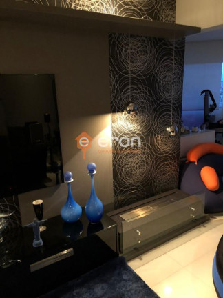 Imagem Apartamento com 3 Quartos à Venda, 158 m²