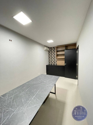 Imagem Sala Comercial para Alugar, 59 m² em Centro - Balneário Camboriú Imagem Sala Comercial para Alugar, 59 m² em Centro - Balneário Camboriú