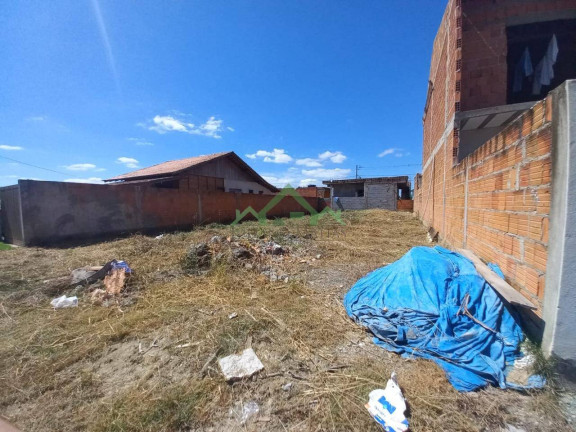 Imagem Terreno à Venda, 240 m² em Volta Redonda - Araquari