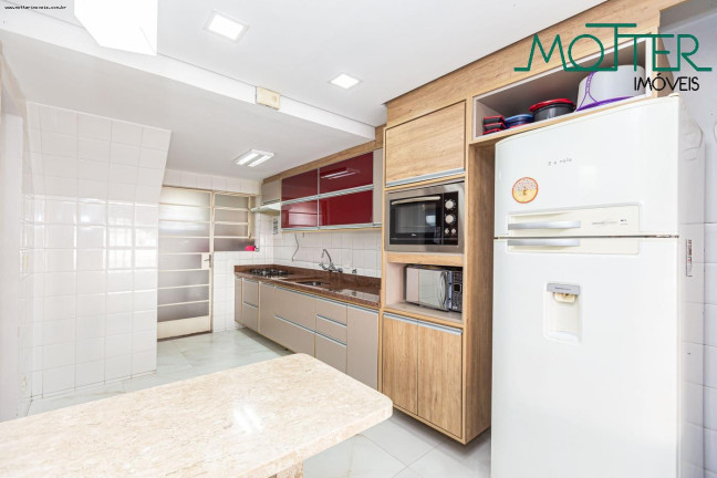 Imagem Casa com 3 Quartos à Venda, 88 m² em Santa Quitéria - Curitiba