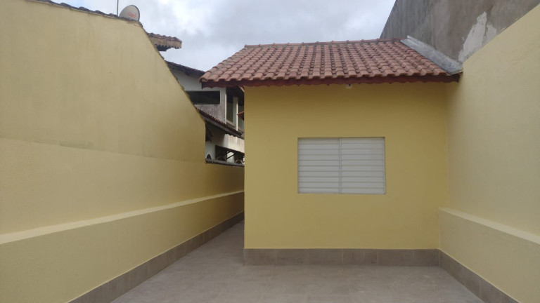 Imagem Casa com 2 Quartos à Venda, 3 m² em Nova Itanhaém - Interior - Itanhaém Imagem Casa com 2 Quartos à Venda, 3 m² em Nova Itanhaém - Interior - Itanhaém