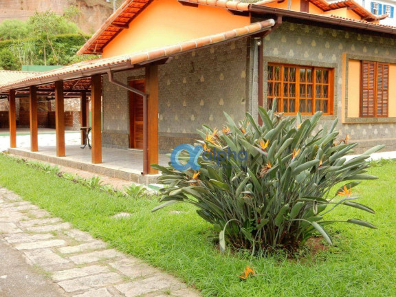 Imagem Casa com 5 Quartos à Venda, 240 m² em Itaipava - Petrópolis Imagem Casa com 5 Quartos à Venda, 240 m² em Itaipava - Petrópolis