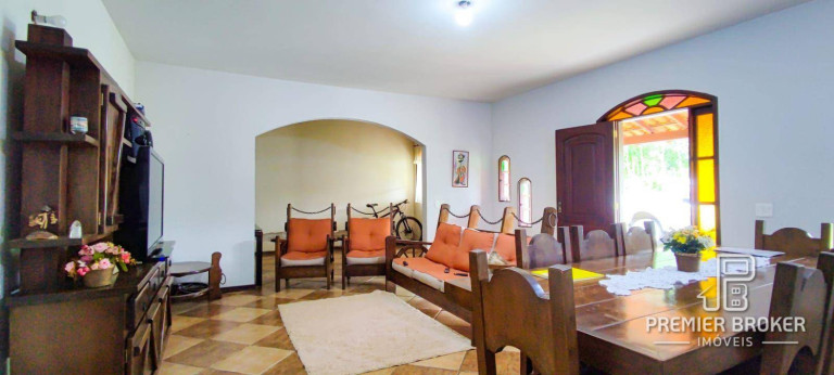 Imagem Casa com 4 Quartos à Venda, 180 m² em Parque Do Imbui - Teresópolis Imagem Casa com 4 Quartos à Venda, 180 m² em Parque Do Imbui - Teresópolis