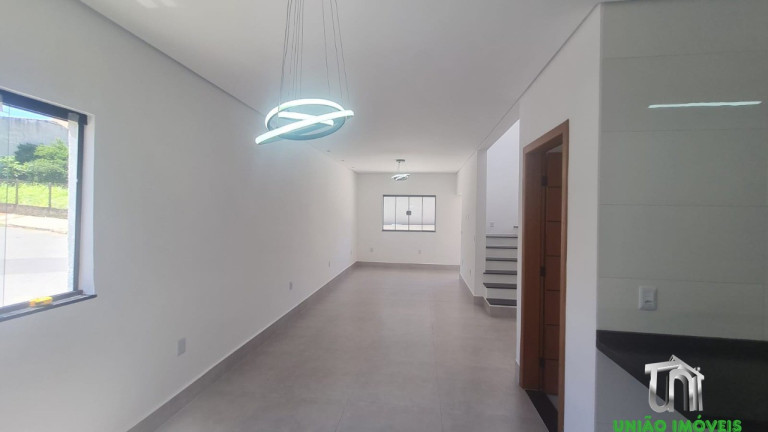 Imagem Casa com 2 Quartos à Venda, 200 m² em Santa Luzia - Bragança Paulista Imagem Casa com 2 Quartos à Venda, 200 m² em Santa Luzia - Bragança Paulista