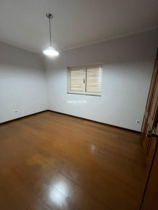 Imagem Casa com 3 Quartos à Venda, 222 m² Imagem Casa com 3 Quartos à Venda, 222 m²