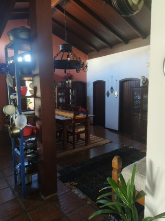 Imagem Imóvel com 13 Quartos à Venda, 312 m² em Canasvieiras - Florianópolis Imagem Imóvel com 13 Quartos à Venda, 312 m² em Canasvieiras - Florianópolis