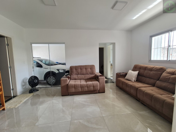 Imagem Casa com 3 Quartos à Venda, 140 m² em Contorno - Ponta Grossa Imagem Casa com 3 Quartos à Venda, 140 m² em Contorno - Ponta Grossa