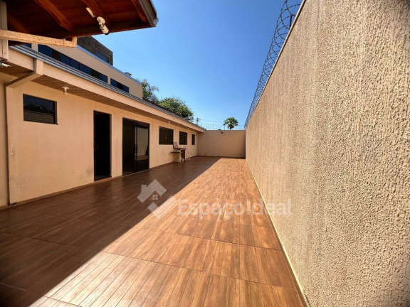 Imagem Casa com 4 Quartos à Venda, 350 m² em Conjunto Habitacional Presidente Eurico Gaspar Dutra - Bauru Imagem Casa com 4 Quartos à Venda, 350 m² em Conjunto Habitacional Presidente Eurico Gaspar Dutra - Bauru