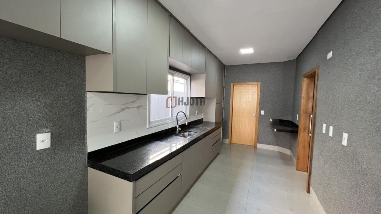 Imagem Casa de Condomínio com 3 Quartos à Venda, 226 m² em Cond Jardim Botânico - Bady Bassitt