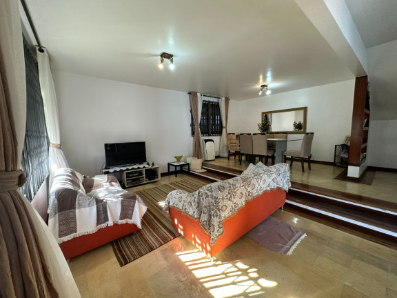 Imagem Casa com 4 Quartos à Venda, 176 m² em Itaguaçu - Florianópolis Imagem Casa com 4 Quartos à Venda, 176 m² em Itaguaçu - Florianópolis
