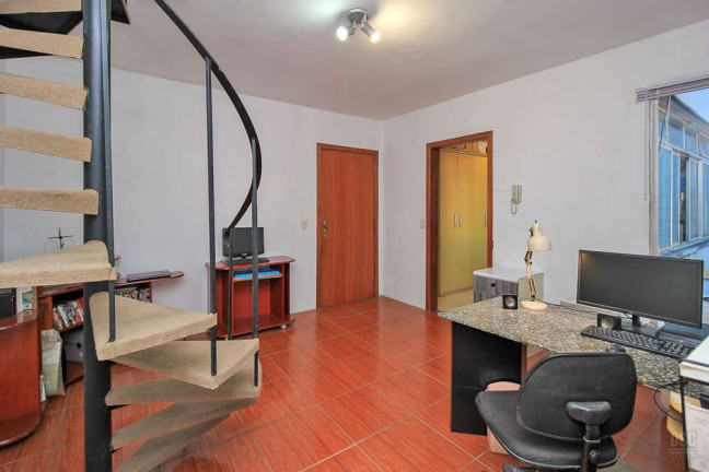 Imagem Cobertura com 2 Quartos à Venda, 92 m² em Azenha - Porto Alegre Imagem Cobertura com 2 Quartos à Venda, 92 m² em Azenha - Porto Alegre