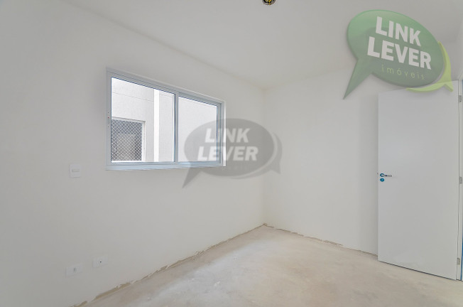 Imagem Apartamento com 2 Quartos à Venda, 47 m² em Santa Cândida - Curitiba