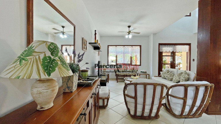 Imagem Casa com 3 Quartos à Venda, 201 m² em Riviera Módulo 26 - Bertioga Imagem Casa com 3 Quartos à Venda, 201 m² em Riviera Módulo 26 - Bertioga