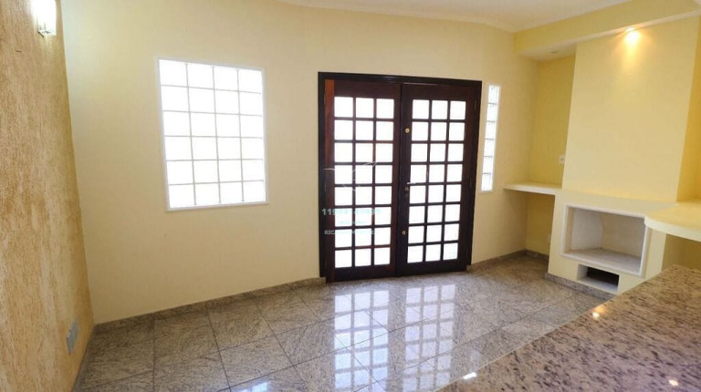 Imagem Casa com 3 Quartos à Venda, 175 m² em Vila Morse - São Paulo Imagem Casa com 3 Quartos à Venda, 175 m² em Vila Morse - São Paulo